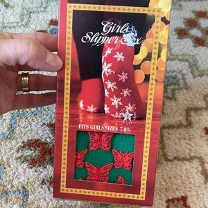 NEW Slipper Socks size 7-8.5